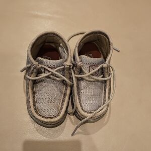 Twisted X Kids Moccasins in Light Gray  SZ 5M